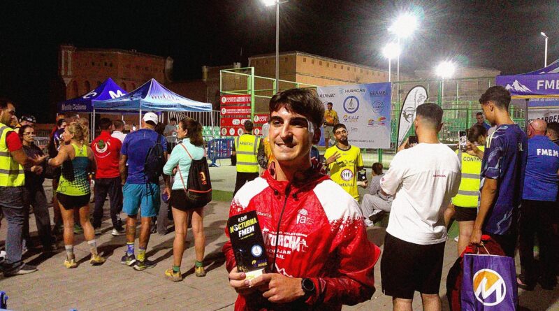 Carlos Coello firma un gran 7º puesto absoluto y sube al podio promesa en la II Carrera Nocturna por Montaña FMEM